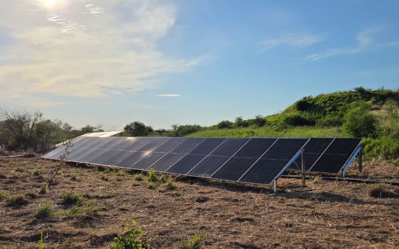Bombeo solar Lorentz con paneles Jinko Solar, Las Lomitas, Formosa