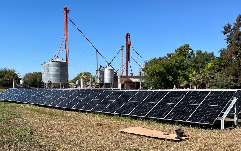 Instalación on-grid de 50kW en granja porcina, Sáenz Peña, Chaco